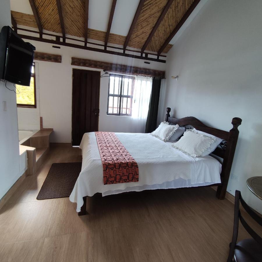 Artemisa Hotel Santa Sofía エクステリア 写真