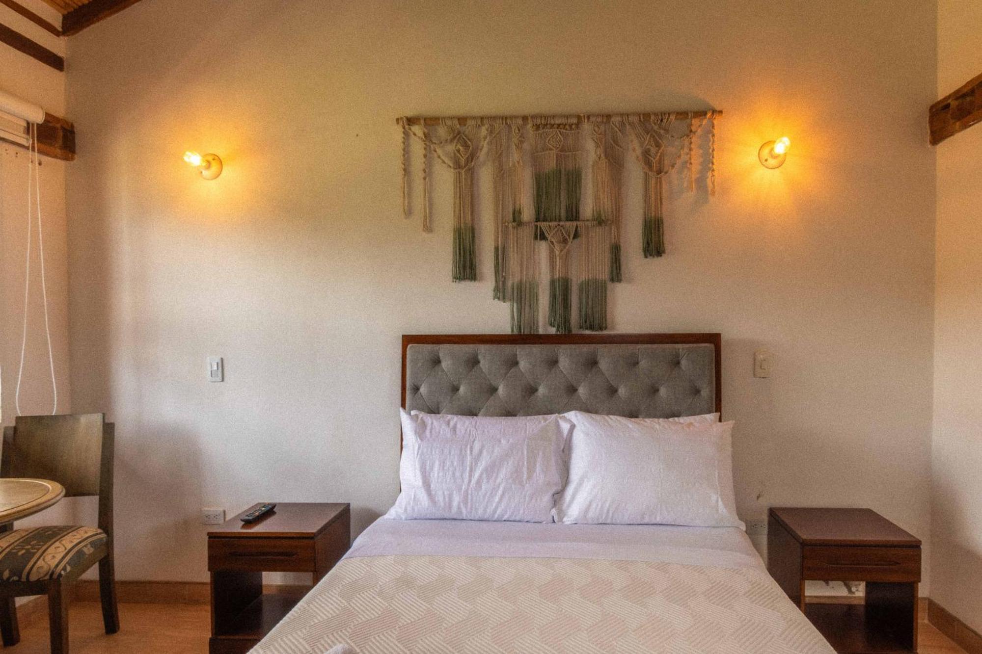 Artemisa Hotel Santa Sofía エクステリア 写真