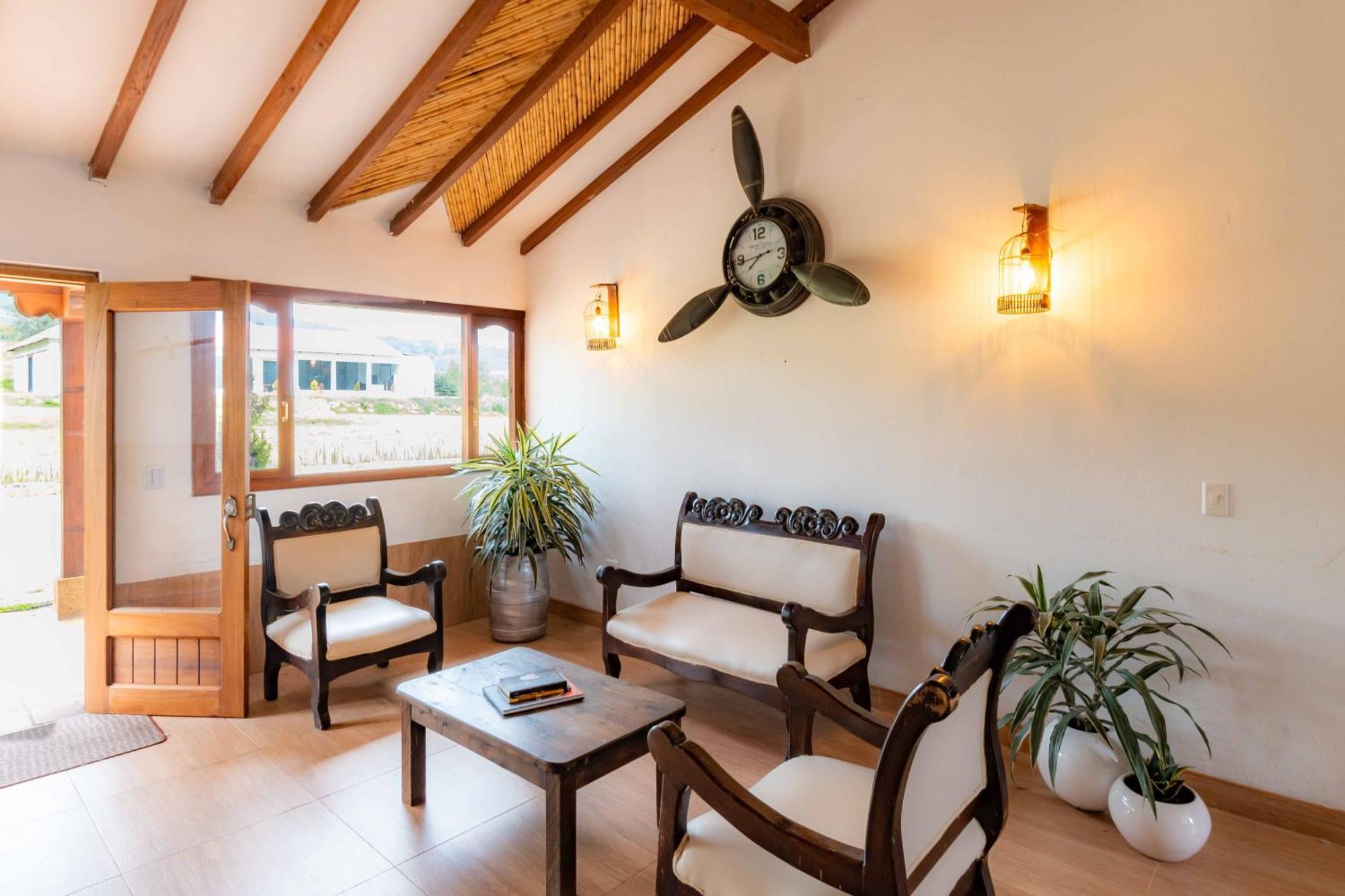Artemisa Hotel Santa Sofía エクステリア 写真